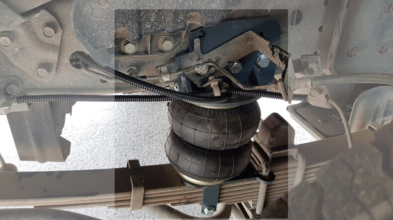 Пневмоподвеска Mitsubishi Canter Euro 5 (18-), передняя ось, Aride